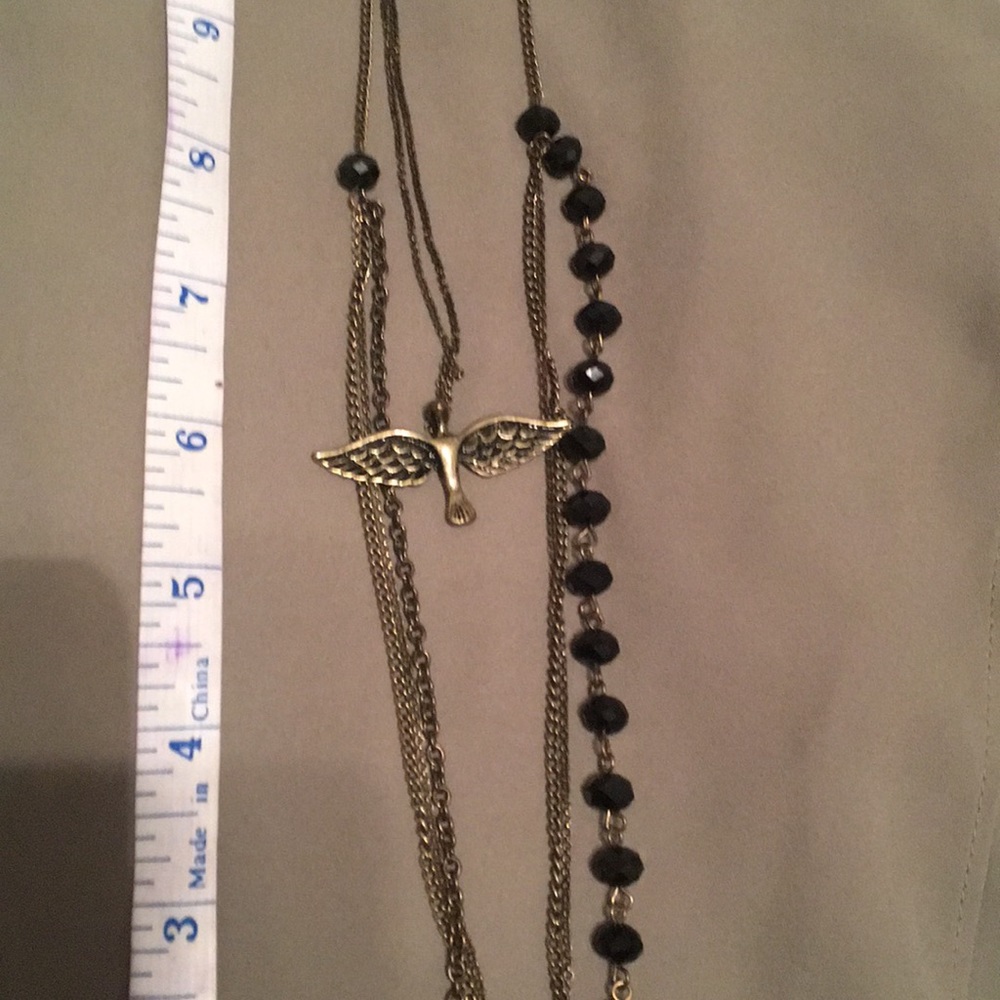 Boho bird in flight necklace black beads - Picture 6 of 6